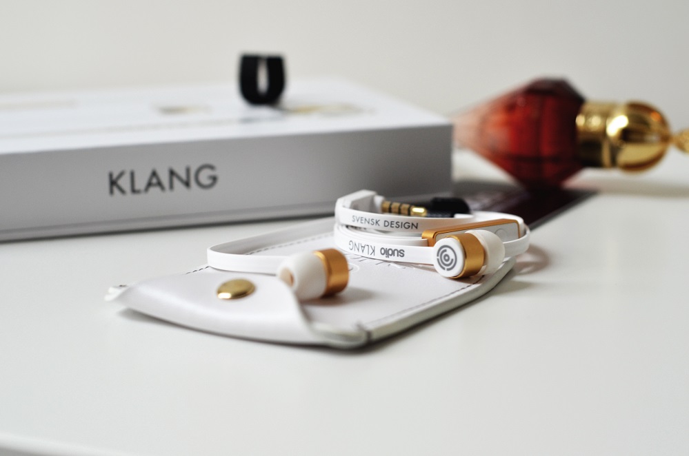 Chic Elegant and Perfect Sound Chic Elegant and Perfect Sound Earphones Review, Lady Goldapple